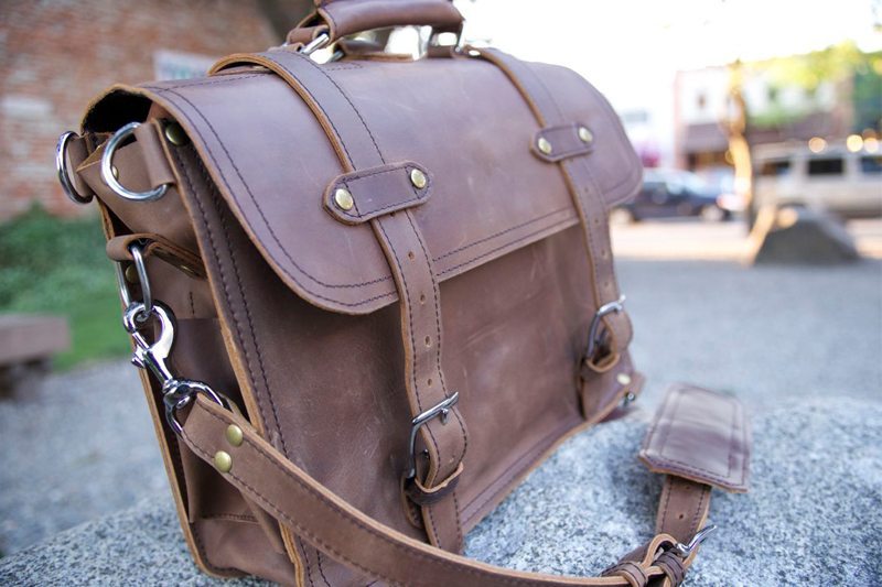 Marlondo Leather Single Space Briefcase Review - $380 - BestLeather.org