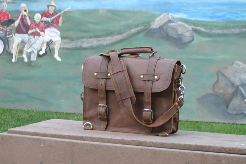 Businessman's Briefcase - Mens Leather Laptop Messenger Bag – Marlondo  Leather Co.