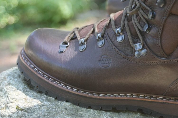 Hanwag Men’s Tashi Boots Review 425