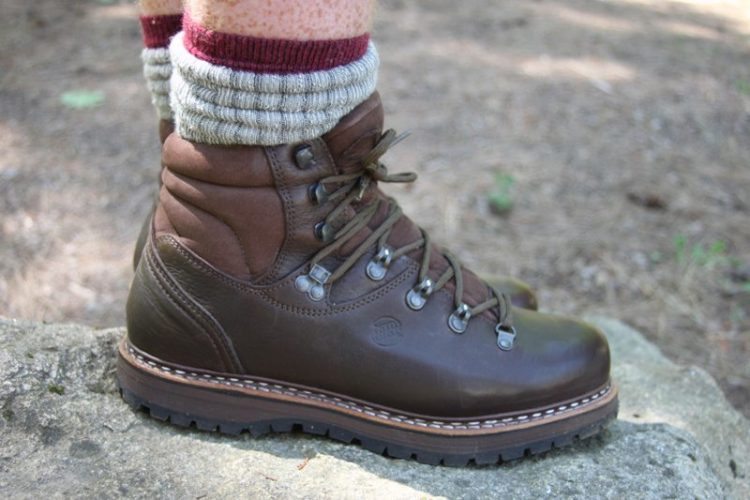 Hanwag Men’s Tashi Boots Review 425