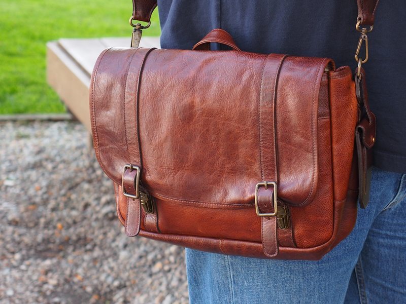 carlton leather laptop bags