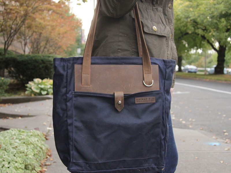 WaterField Designs Field Tote Review - $119 - BestLeather.org