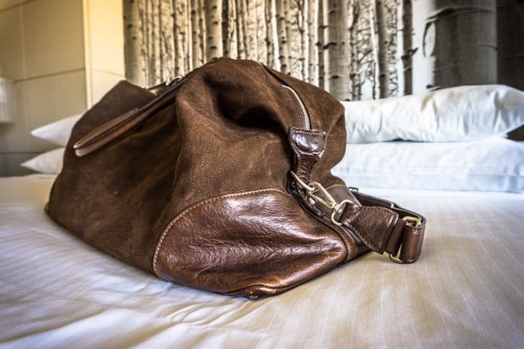 MooreandGilesBenedictNubuckBisonChocolateWeekendBagReview925